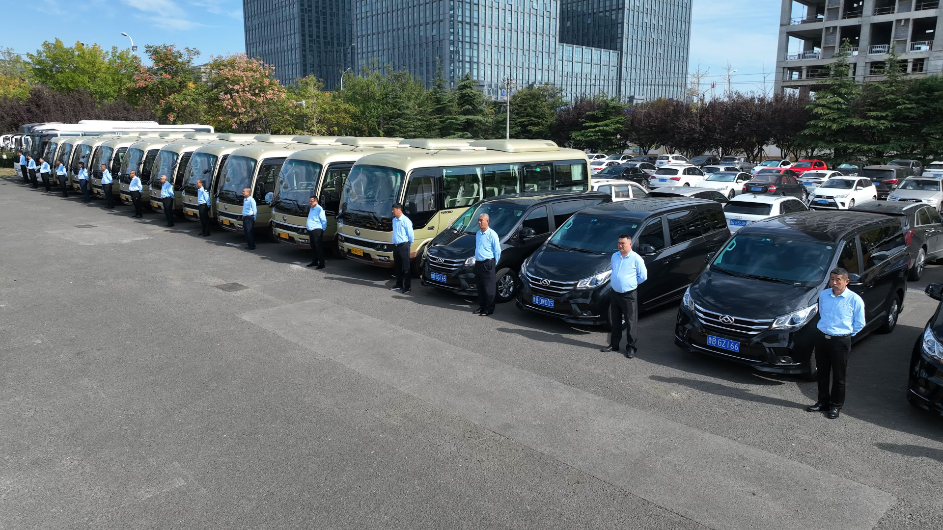 岁末出行，高效无忧 - 速普瑞班车服务，